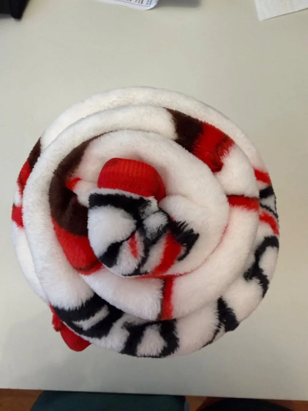 The Devil Wears Prada 2 Plush Throw Blanket 40
